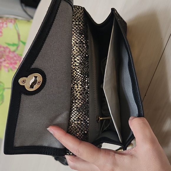 Fossil Leather Metallic Snake Print Cross Body Bag 🌟Black & Silver🌟 - Picture 6 of 13